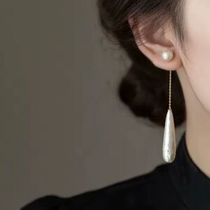 Gold Pearl Drop Earrings